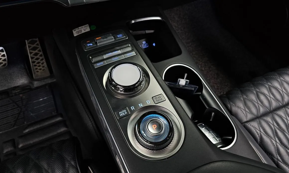 Genesis GV70 — фото 10