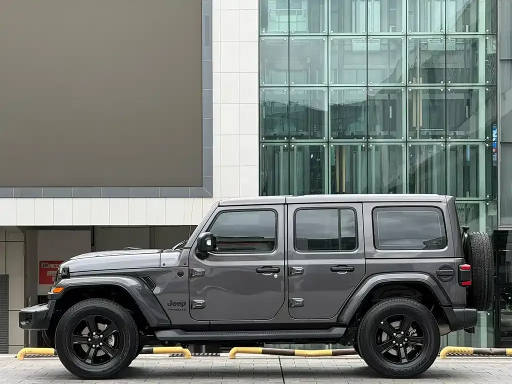 Jeep Wrangler — фото 3