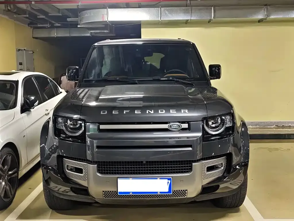 Land Rover Defender — фото 10