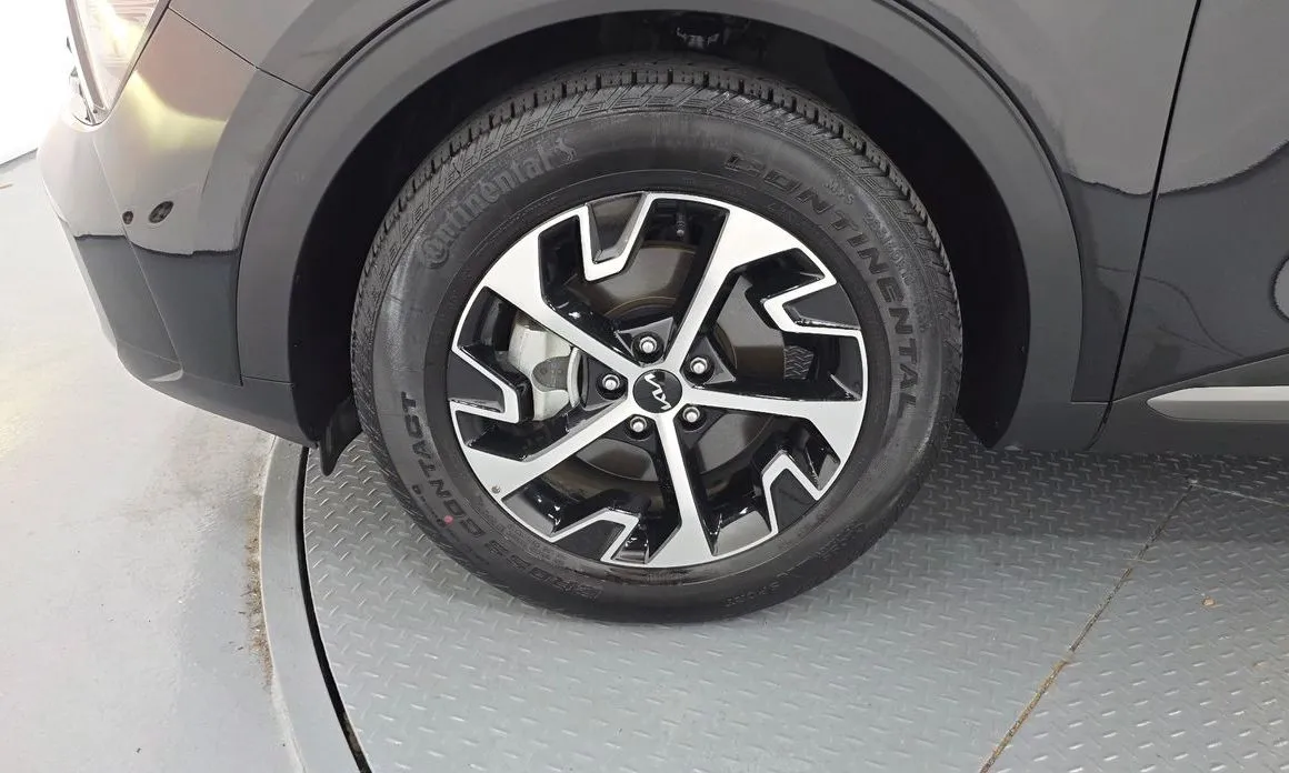 Kia Sportage — фото 10