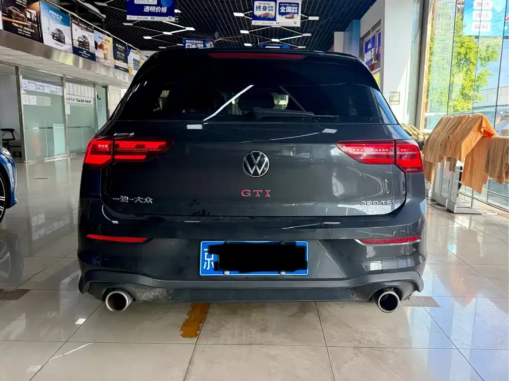 Volkswagen Golf GTI — фото 2