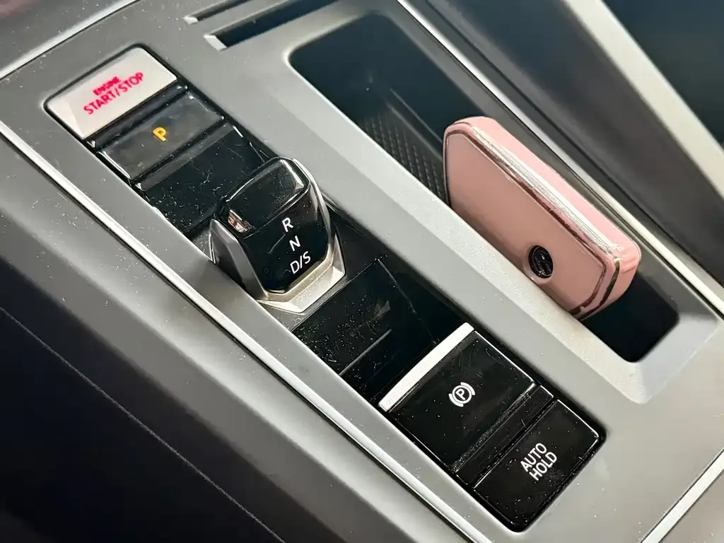 Volkswagen Golf GTI — фото 3