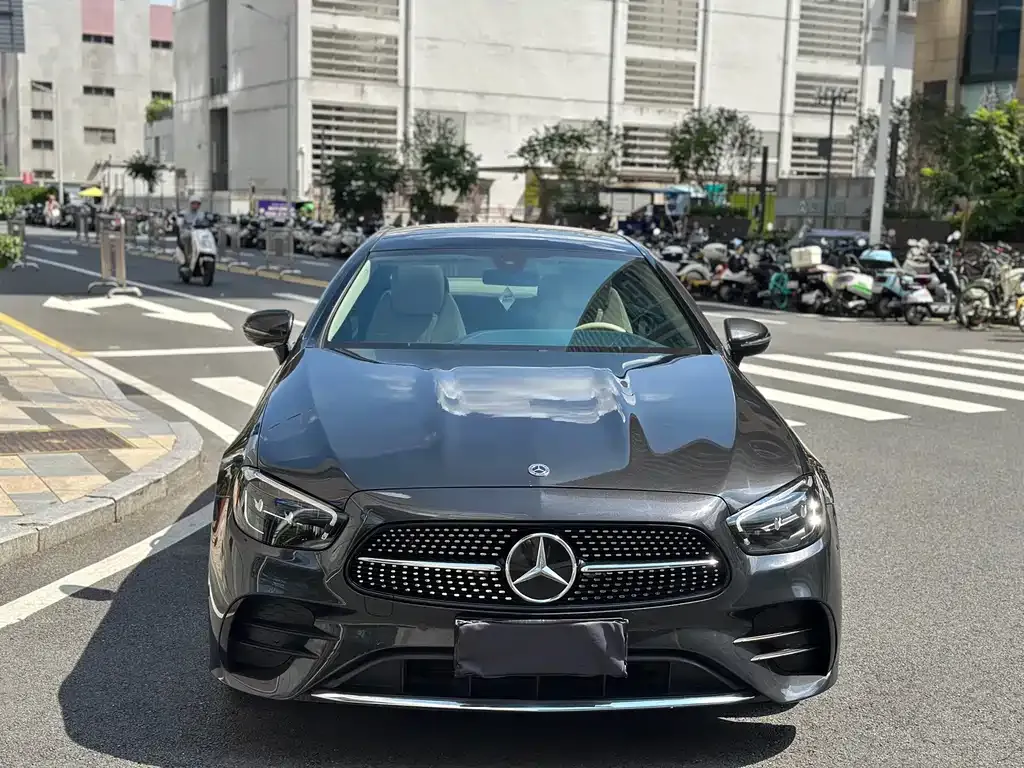Mercedes-Benz E-Class (Import) — фото 3