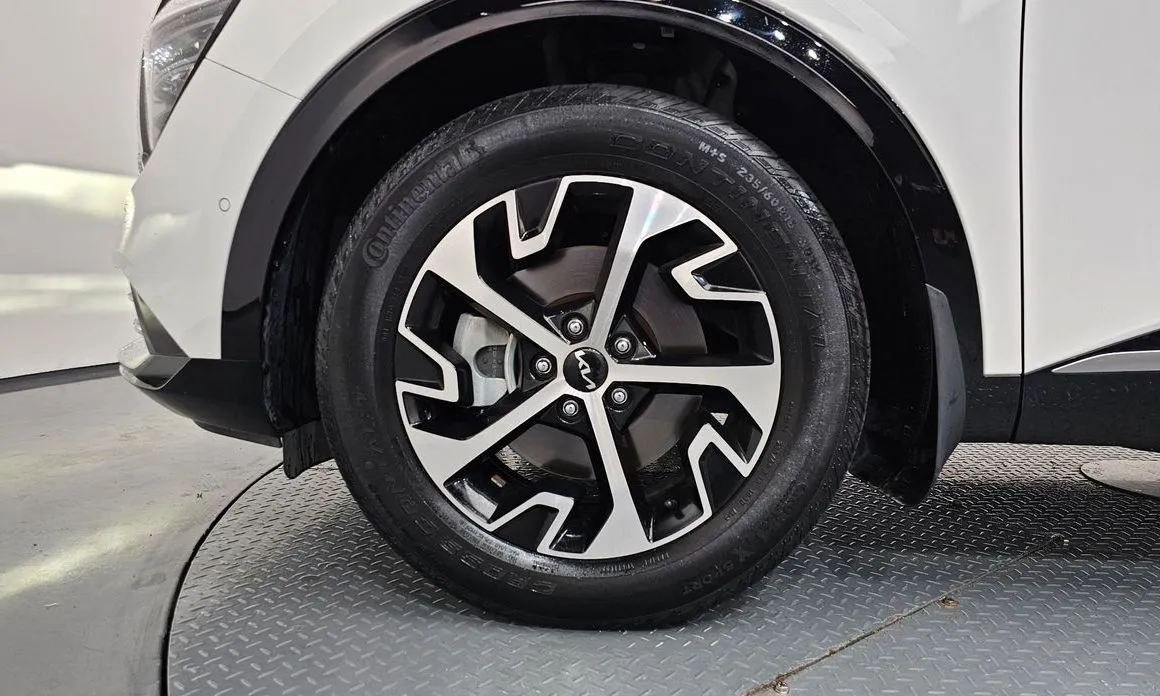 Kia Sportage — фото 7