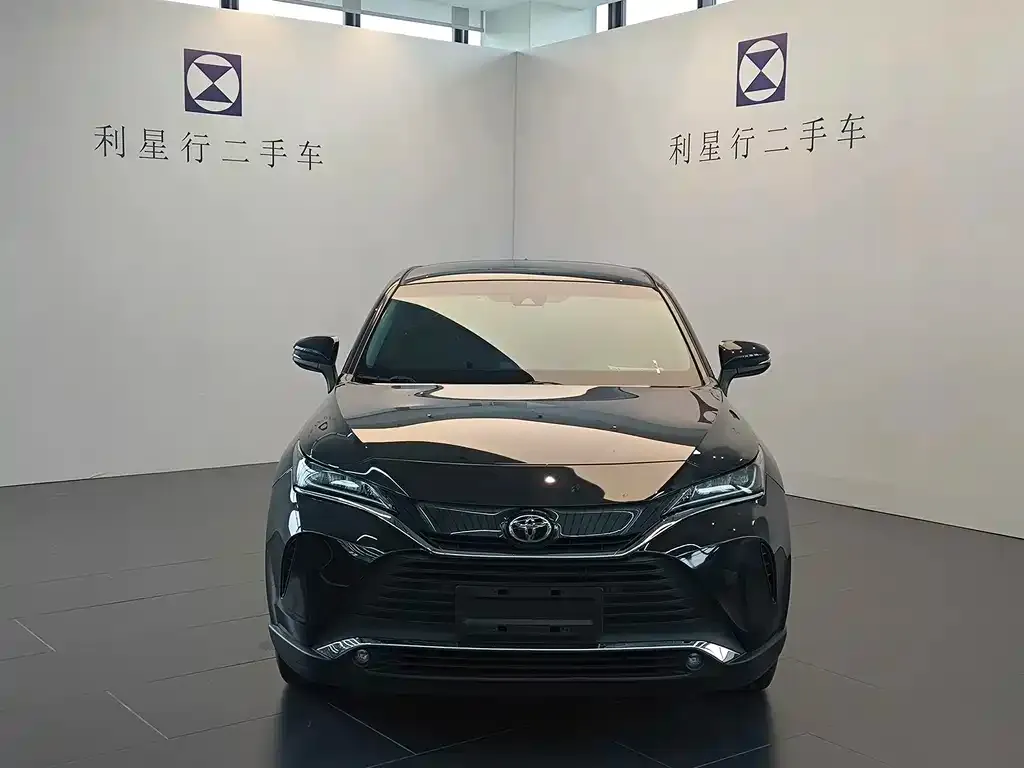 Toyota Harrier — фото 2