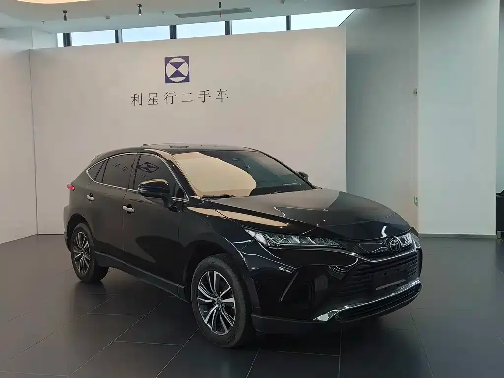 Toyota Harrier — фото 10