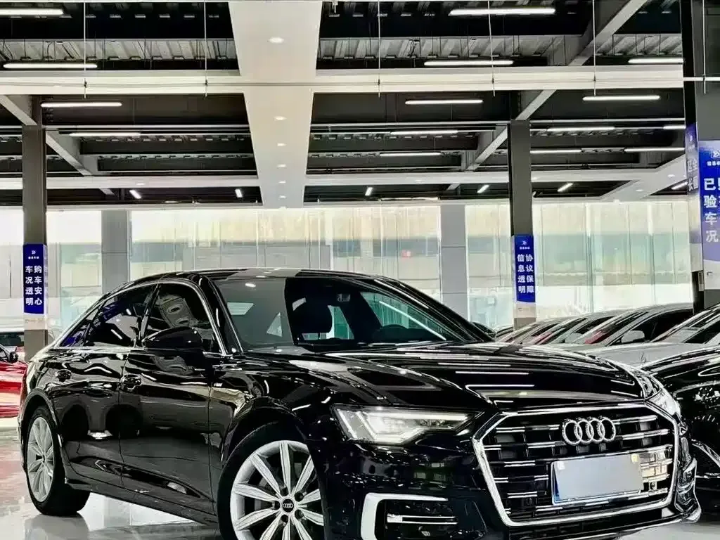 Audi A6L — фото 9