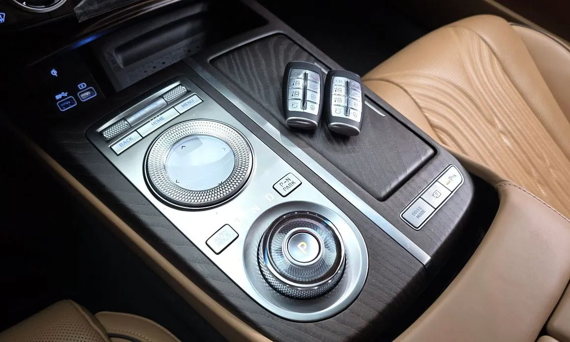 Genesis G80 — фото 9