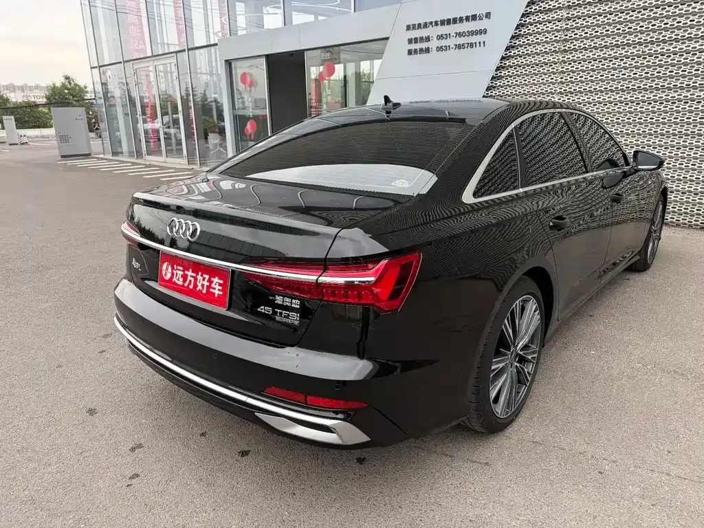 Audi A6L — фото 9