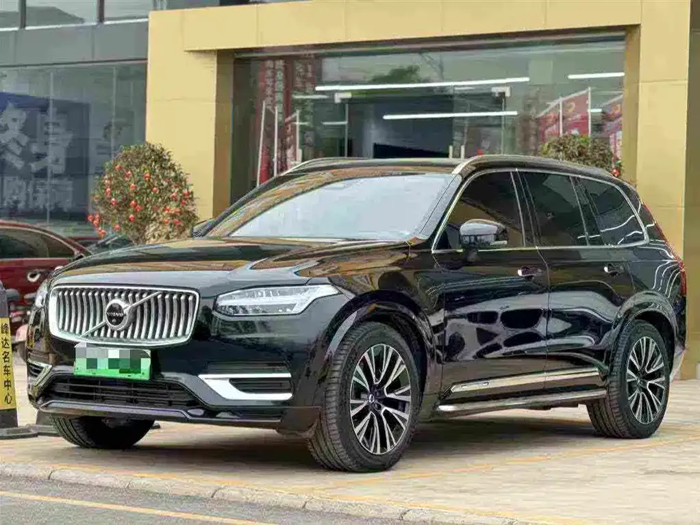Volvo XC90 PHEV — фото 1