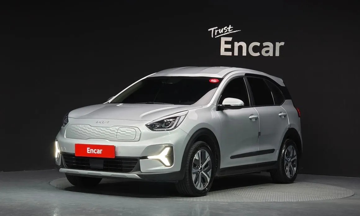 Kia Niro — фото 1