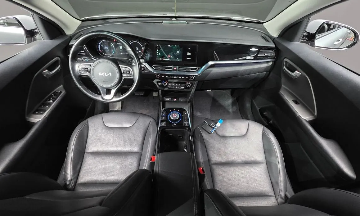 Kia Niro — фото 8
