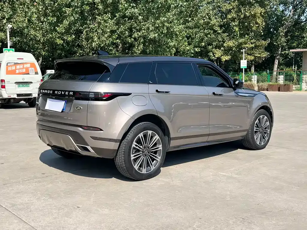 Land Rover Evoque — фото 10