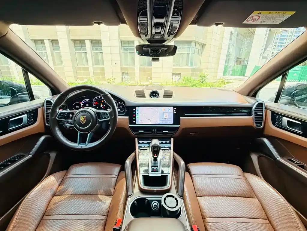 Porsche Cayenne — фото 9