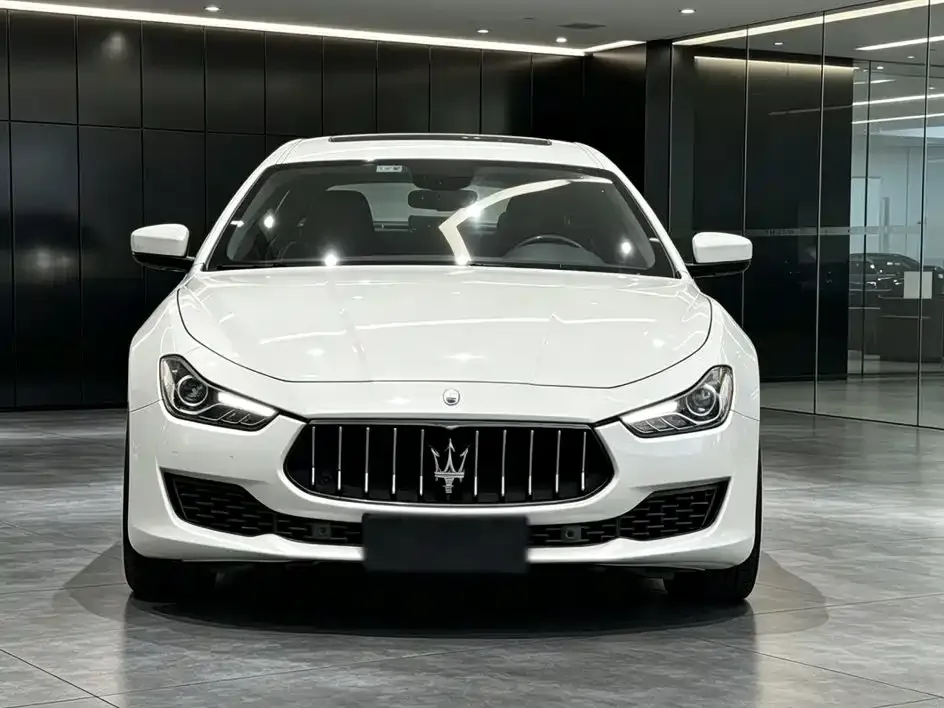 Maserati Ghibli — фото 4