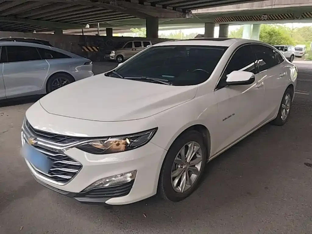 Chevrolet Malibu XL — фото 1