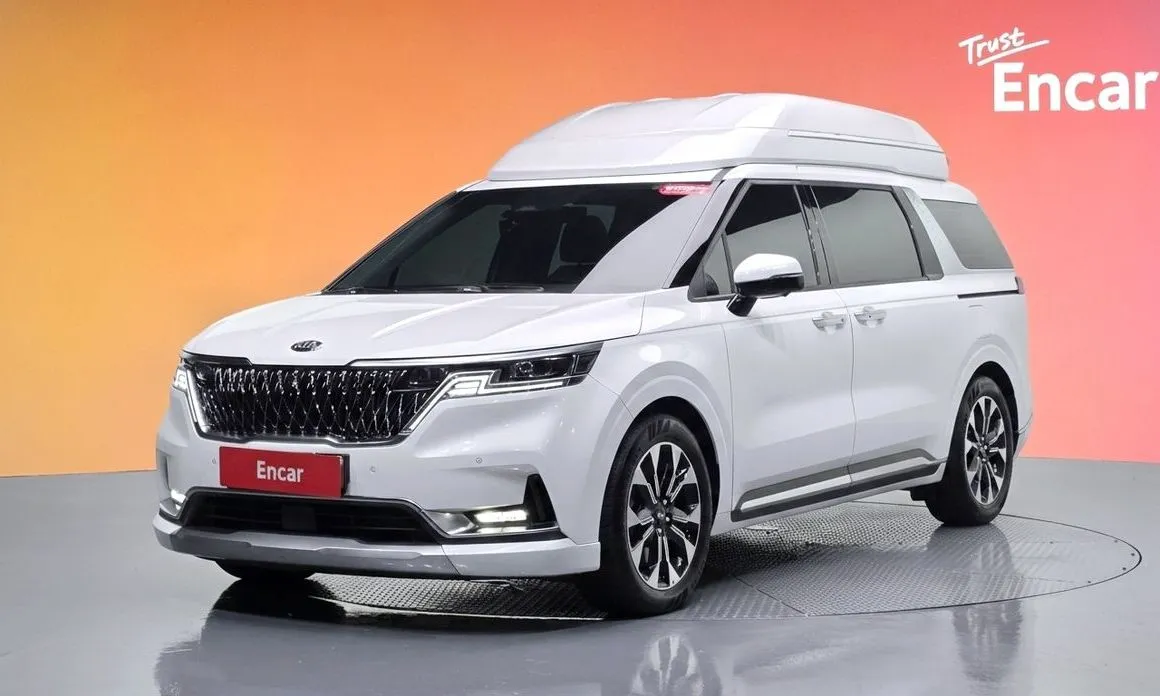 Kia Carnival — фото 1