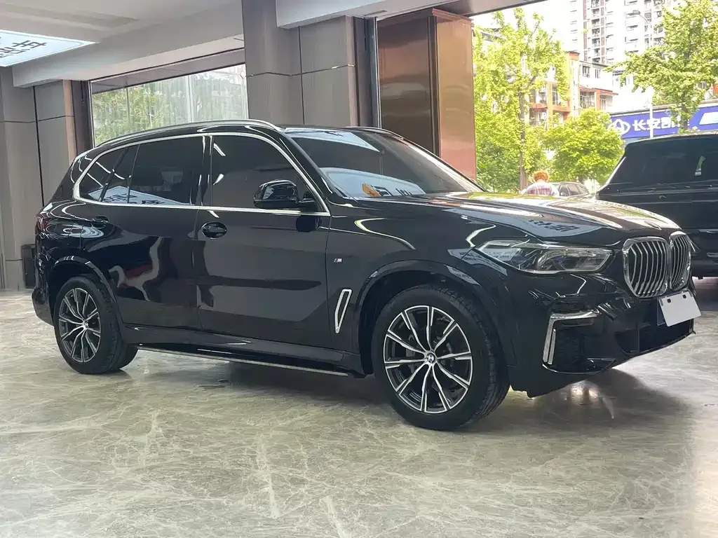 BMW X5 — фото 5
