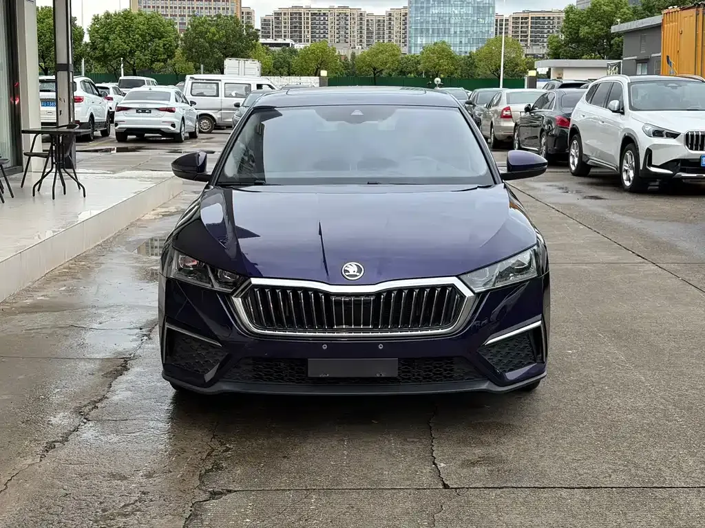 Skoda Octavia — фото 6