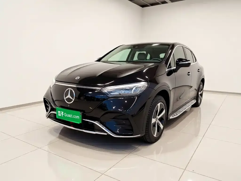 Mercedes-Benz EQE SUV — фото 1