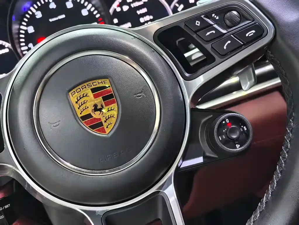 Porsche Panamera — фото 5