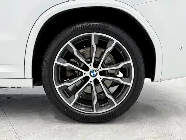 BMW X3 — фото 8