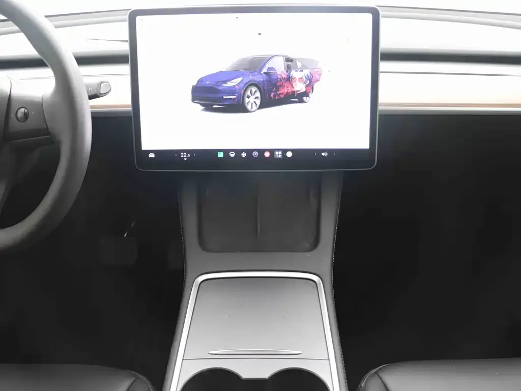 Tesla Model Y — фото 6