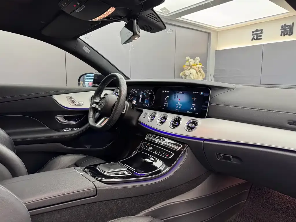 Mercedes-Benz E-Class (Import) — фото 2