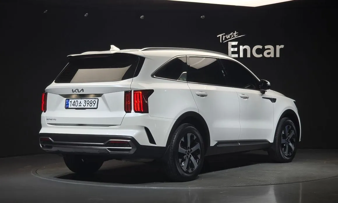 Kia Sorento — фото 3