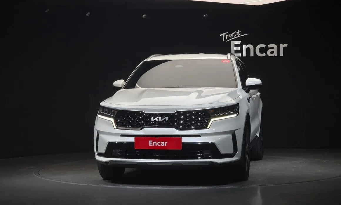 Kia Sorento — фото 6