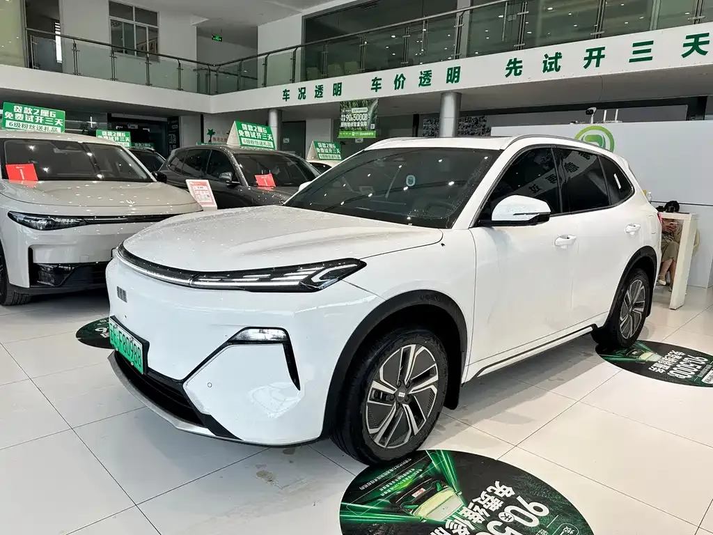 Geely Galaxy Xingjian 7 — фото 1