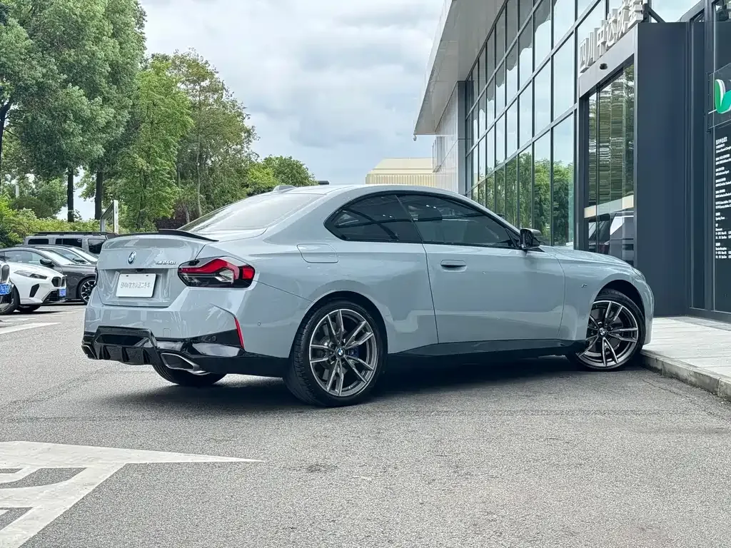 BMW M240i — фото 10