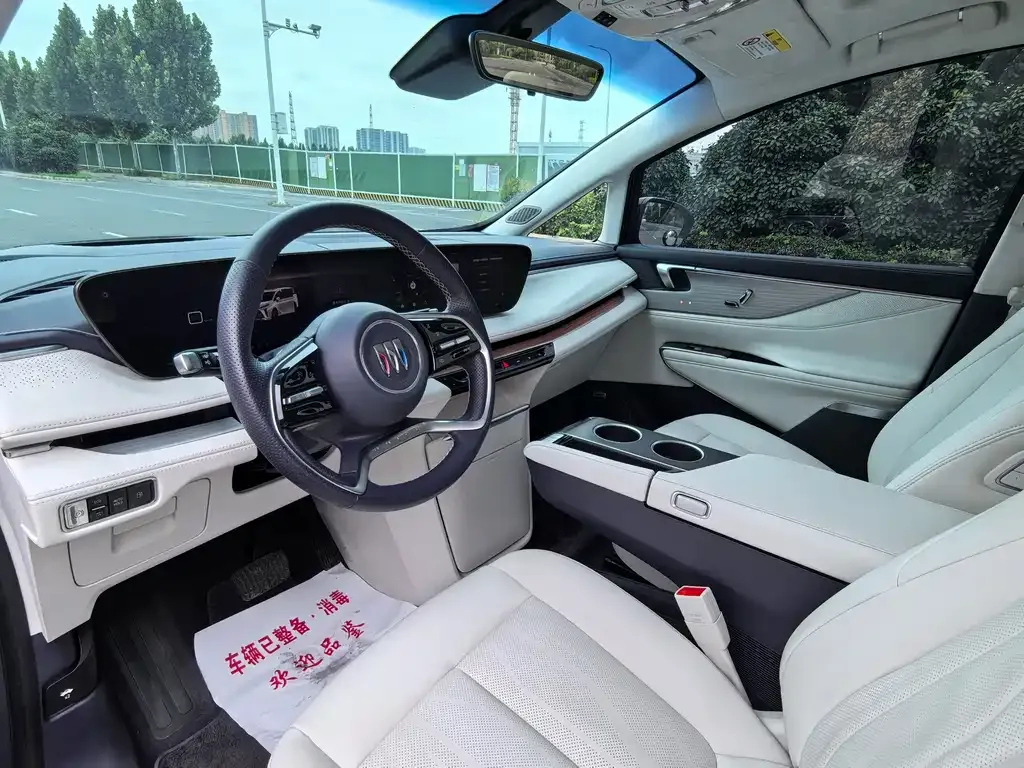 Buick GL8 Hybrid — фото 6