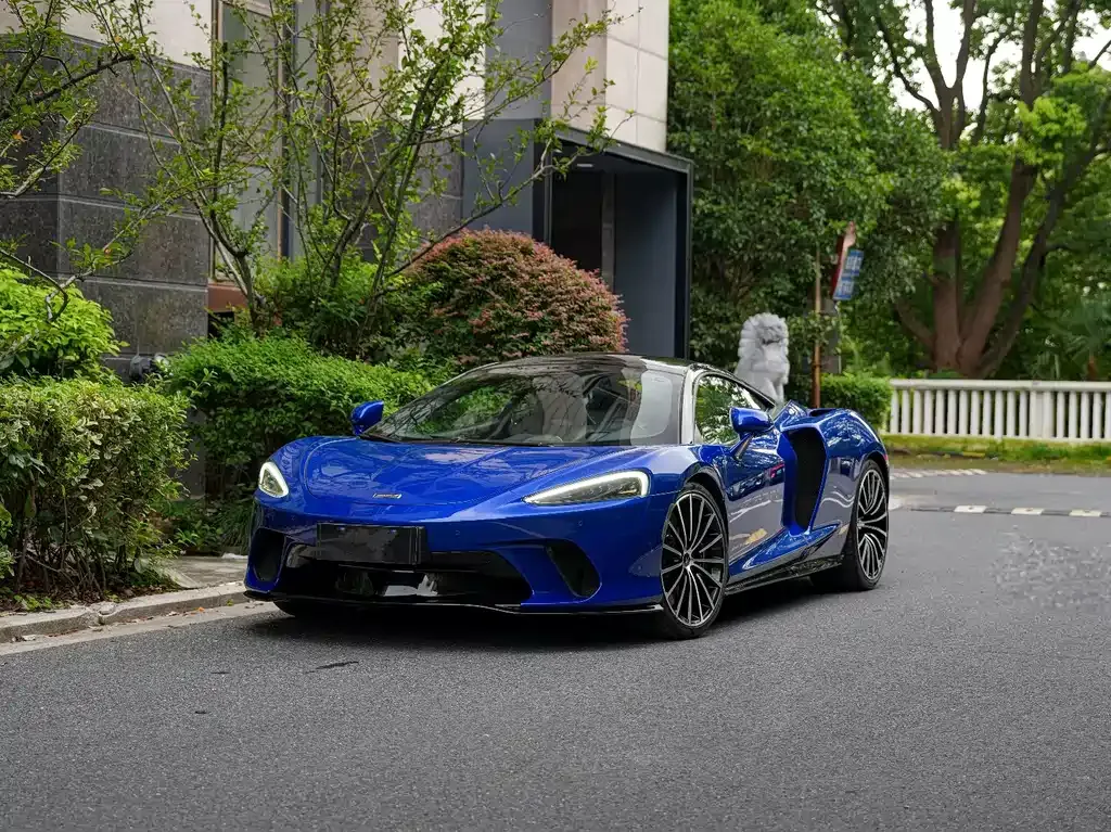McLaren GT — фото 1