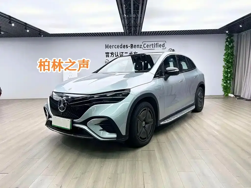 Mercedes-Benz EQE SUV — фото 1