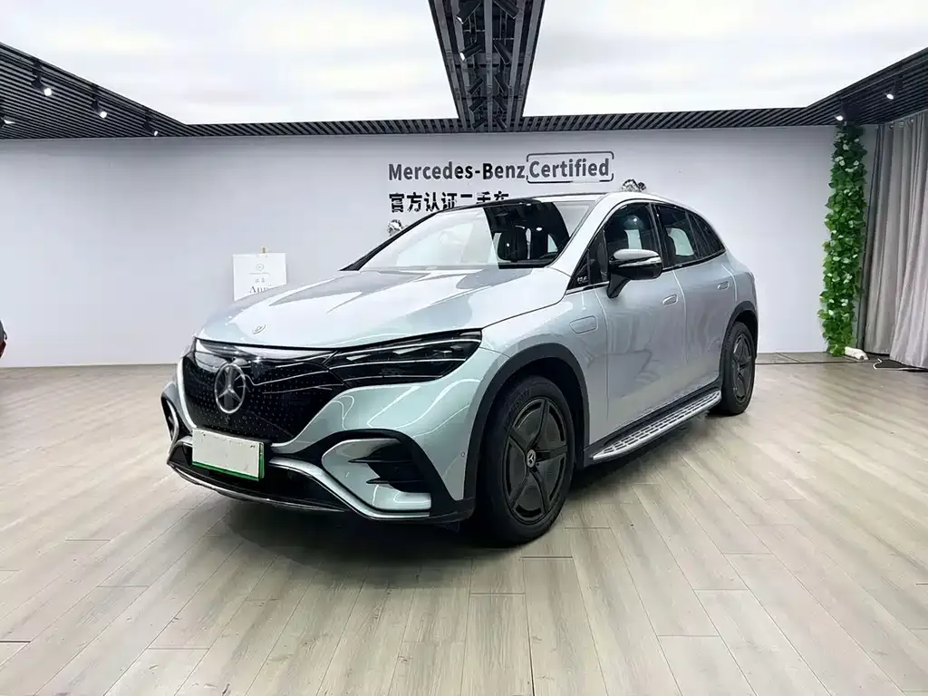 Mercedes-Benz EQE SUV — фото 4