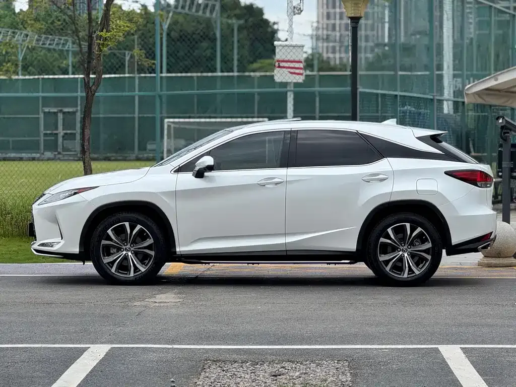 Lexus RX — фото 2