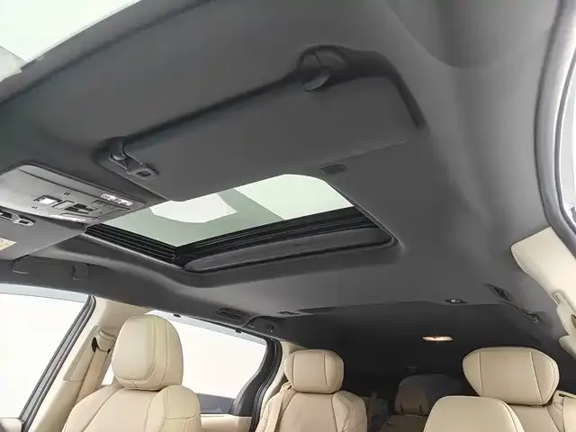 Toyota Sienna — фото 6