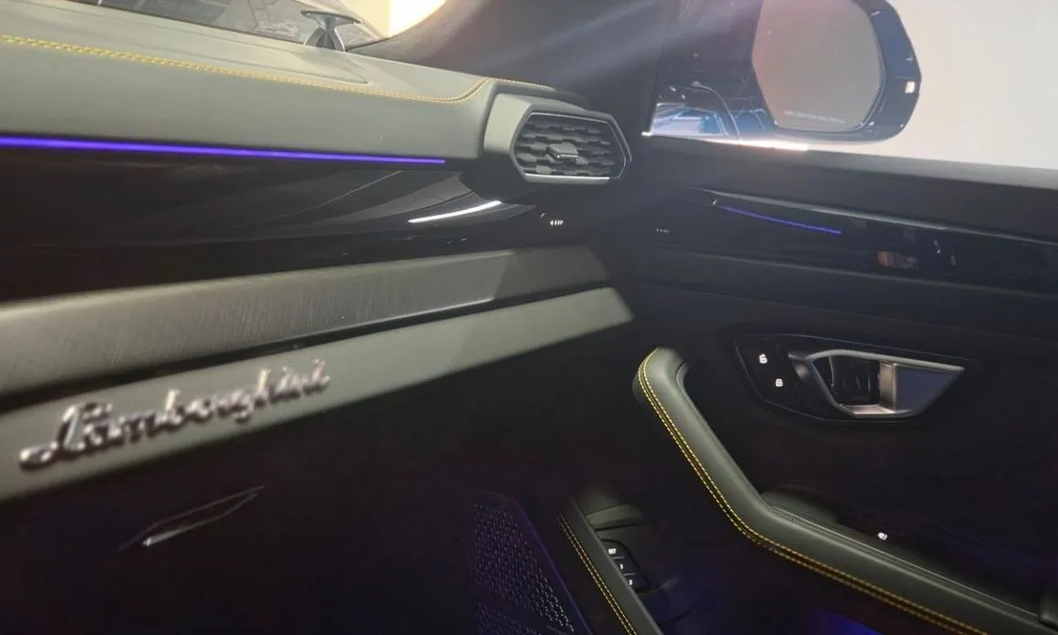 Lamborghini Urus — фото 2