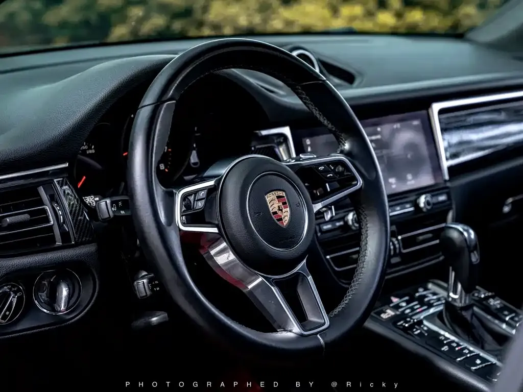 Porsche Macan — фото 6
