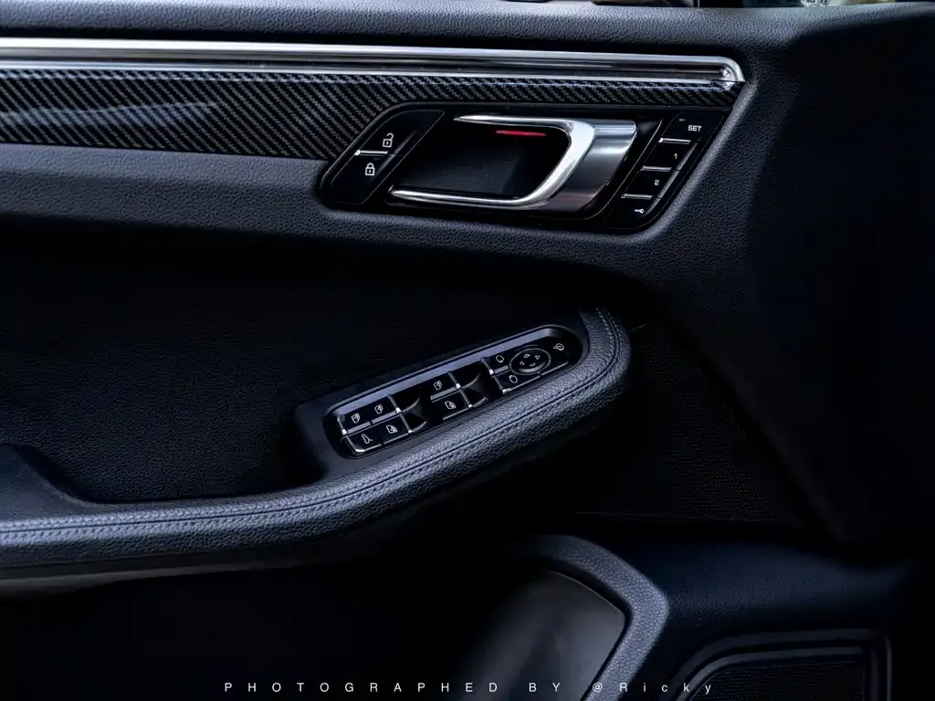 Porsche Macan — фото 9