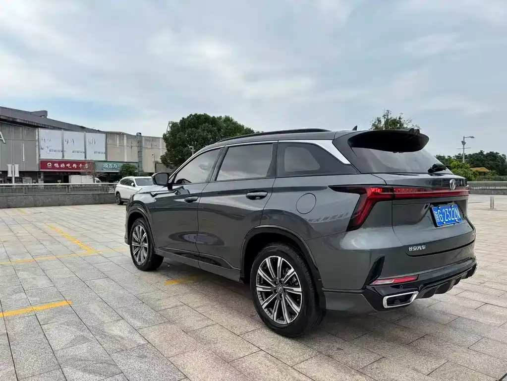Changan CS75 PLUS — фото 9