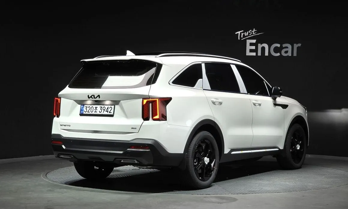 Kia Sorento — фото 3