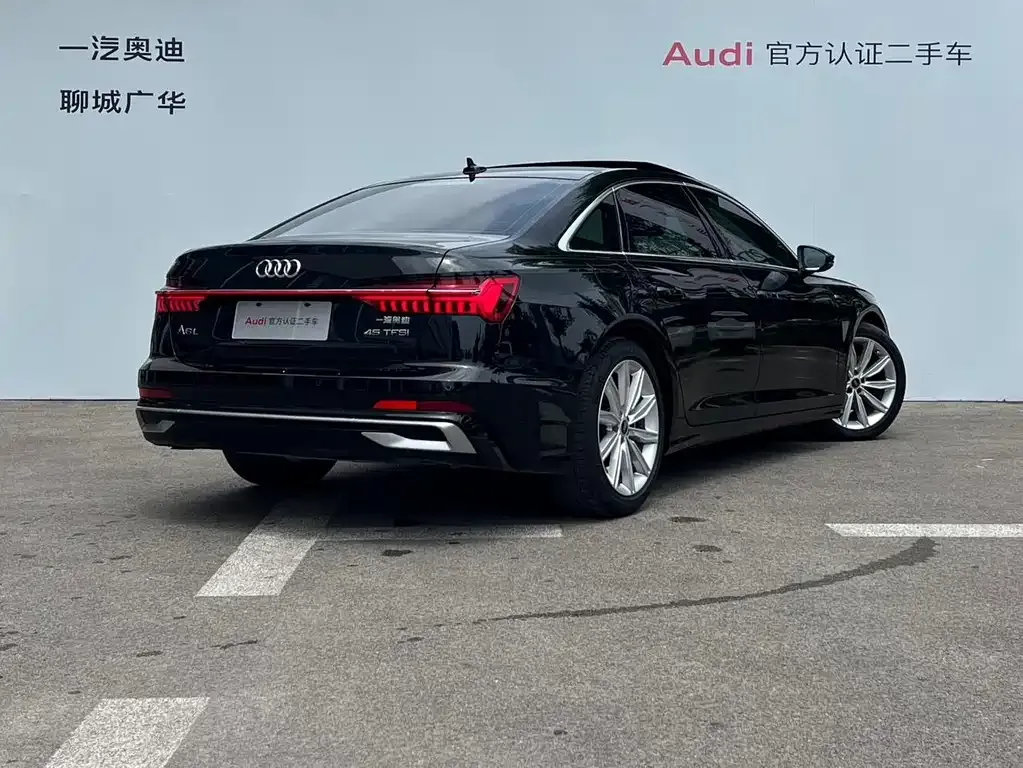 Audi A6L — фото 6