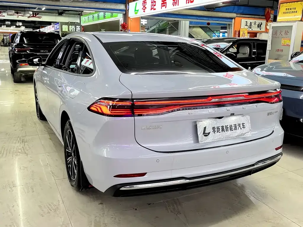 Geely Galaxy A7 EM — фото 7