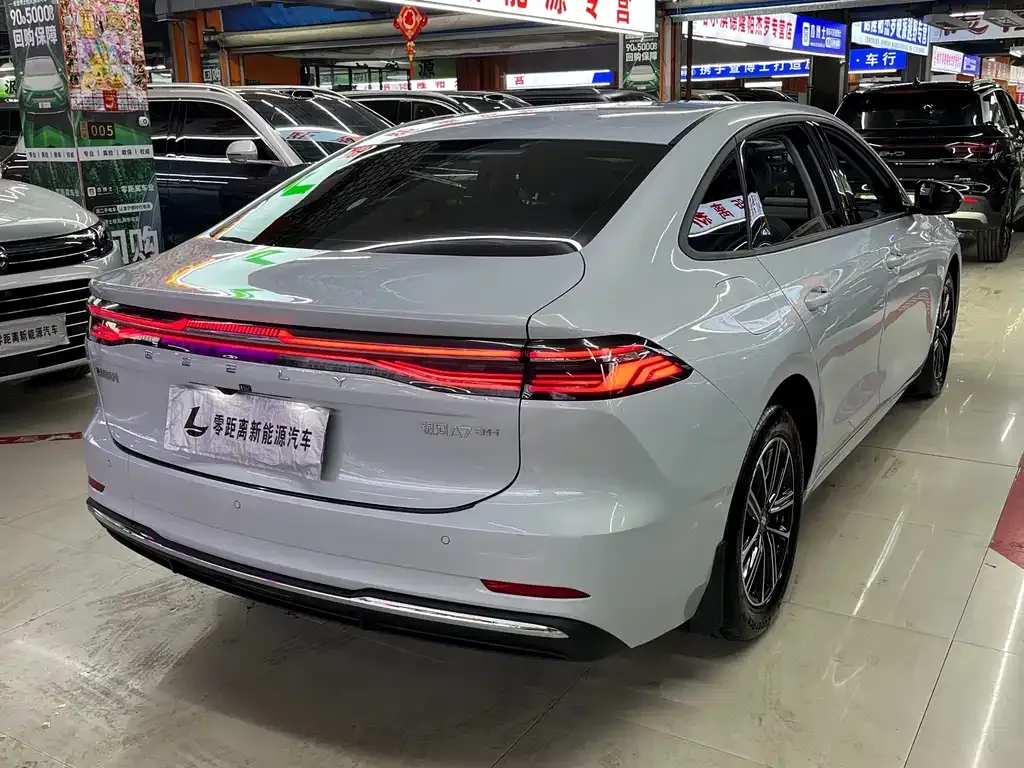Geely Galaxy A7 EM — фото 9