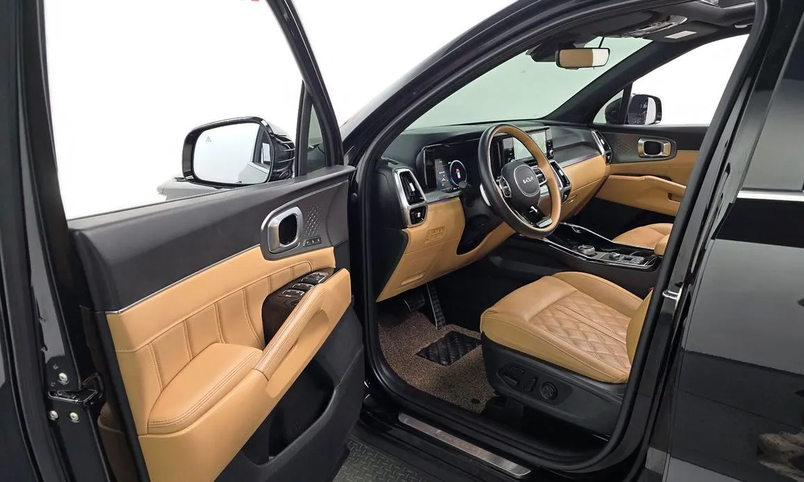 Kia Sorento — фото 8