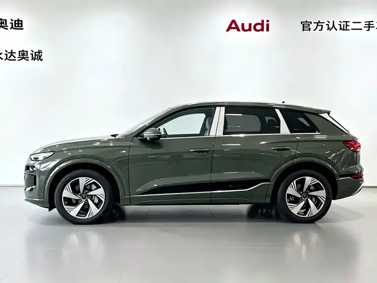 Audi Q6L e-tron — фото 2