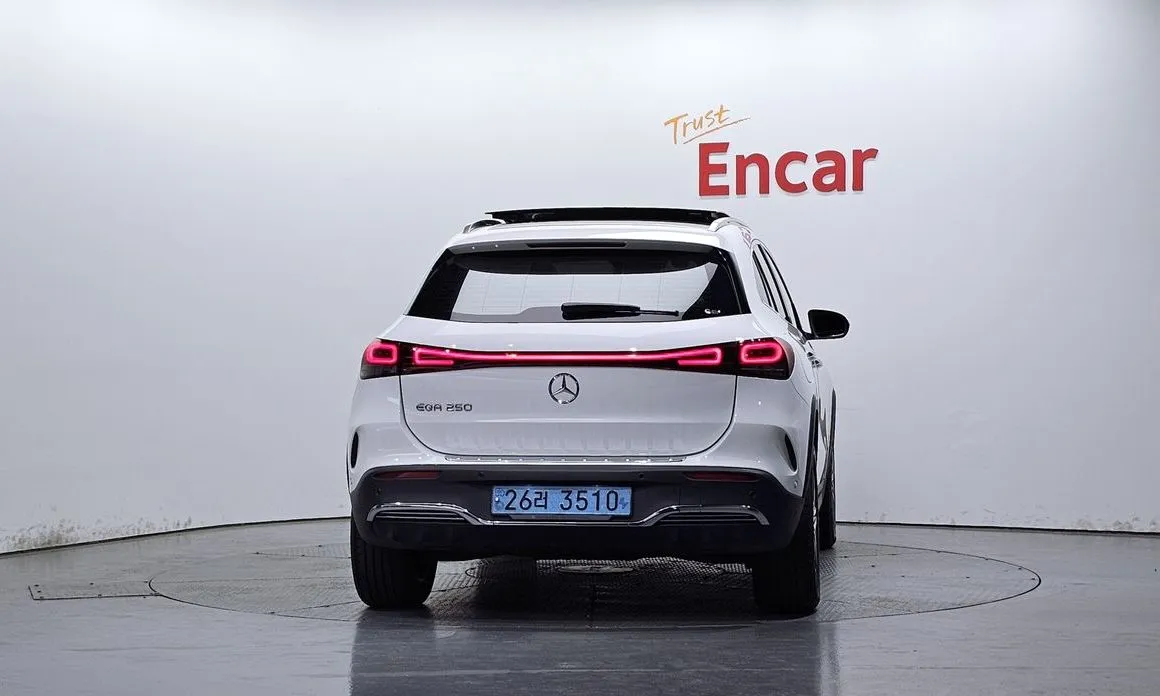 Mercedes-Benz EQA — фото 3