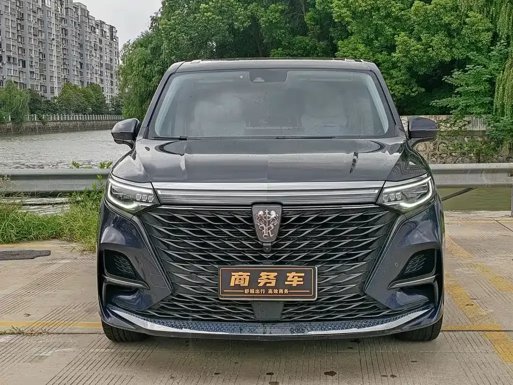 Roewe iMAX8 — фото 9